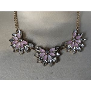Unbranded Chunky Blush Pink and Frosted White Stones Floral Motif Collar Necklac